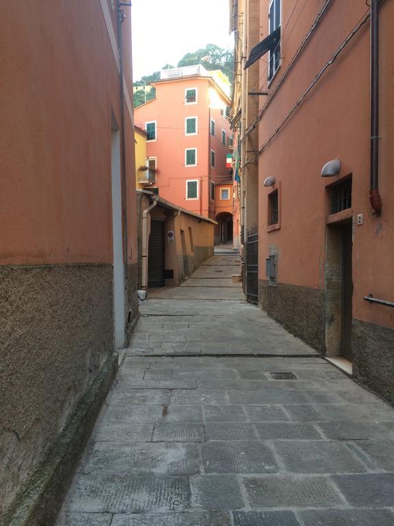 Jolly Roger Affittacamere La Spezia Exterior photo